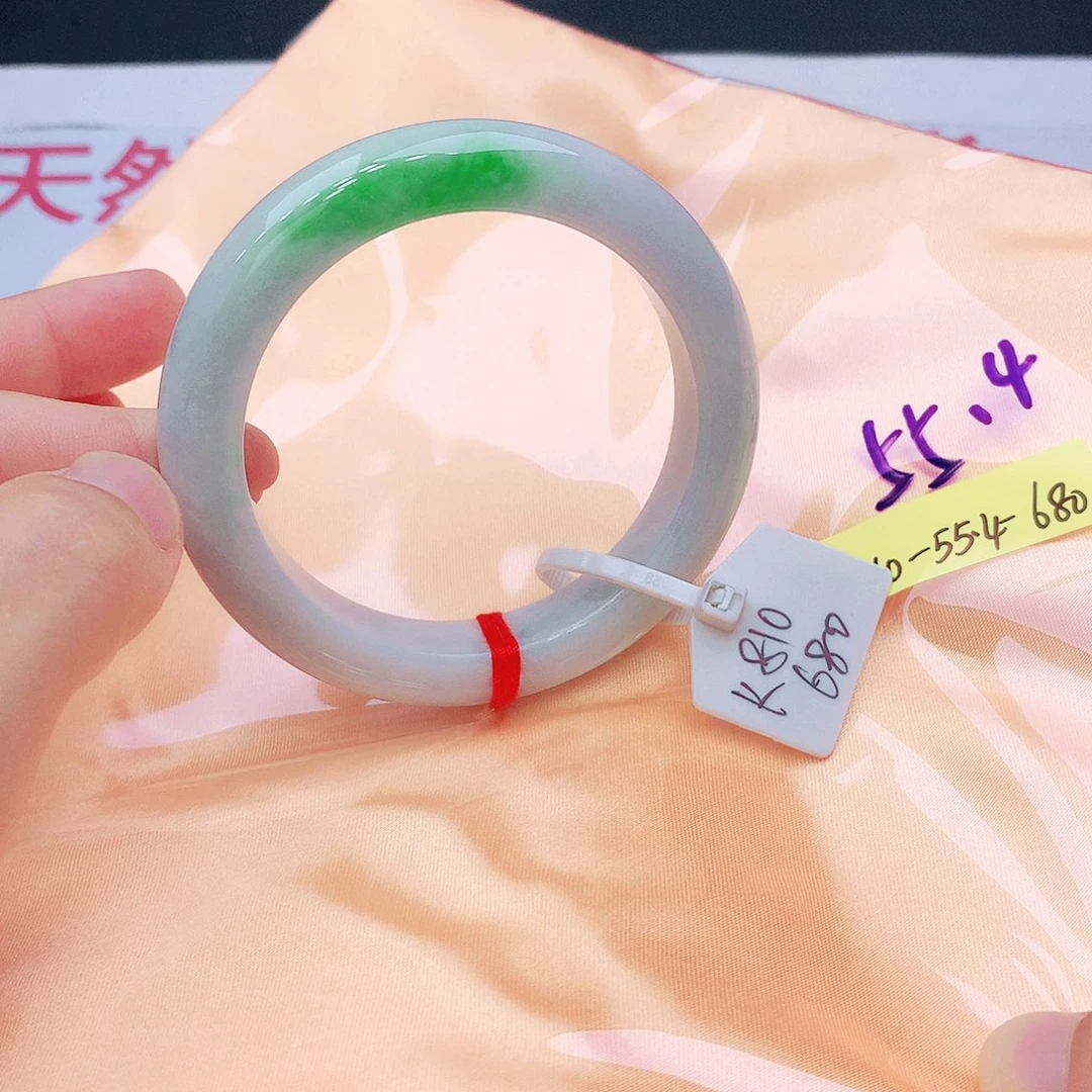 翡翠未镶嵌手镯我