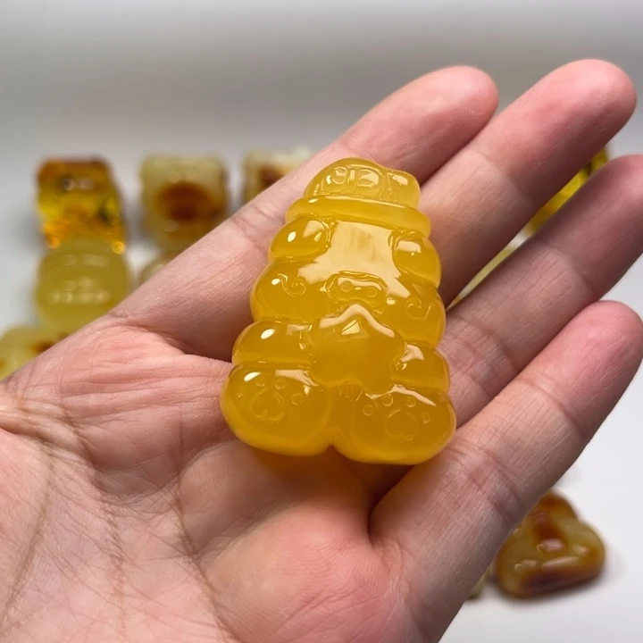 琥珀颈饰未镶嵌琥珀蜜蜡