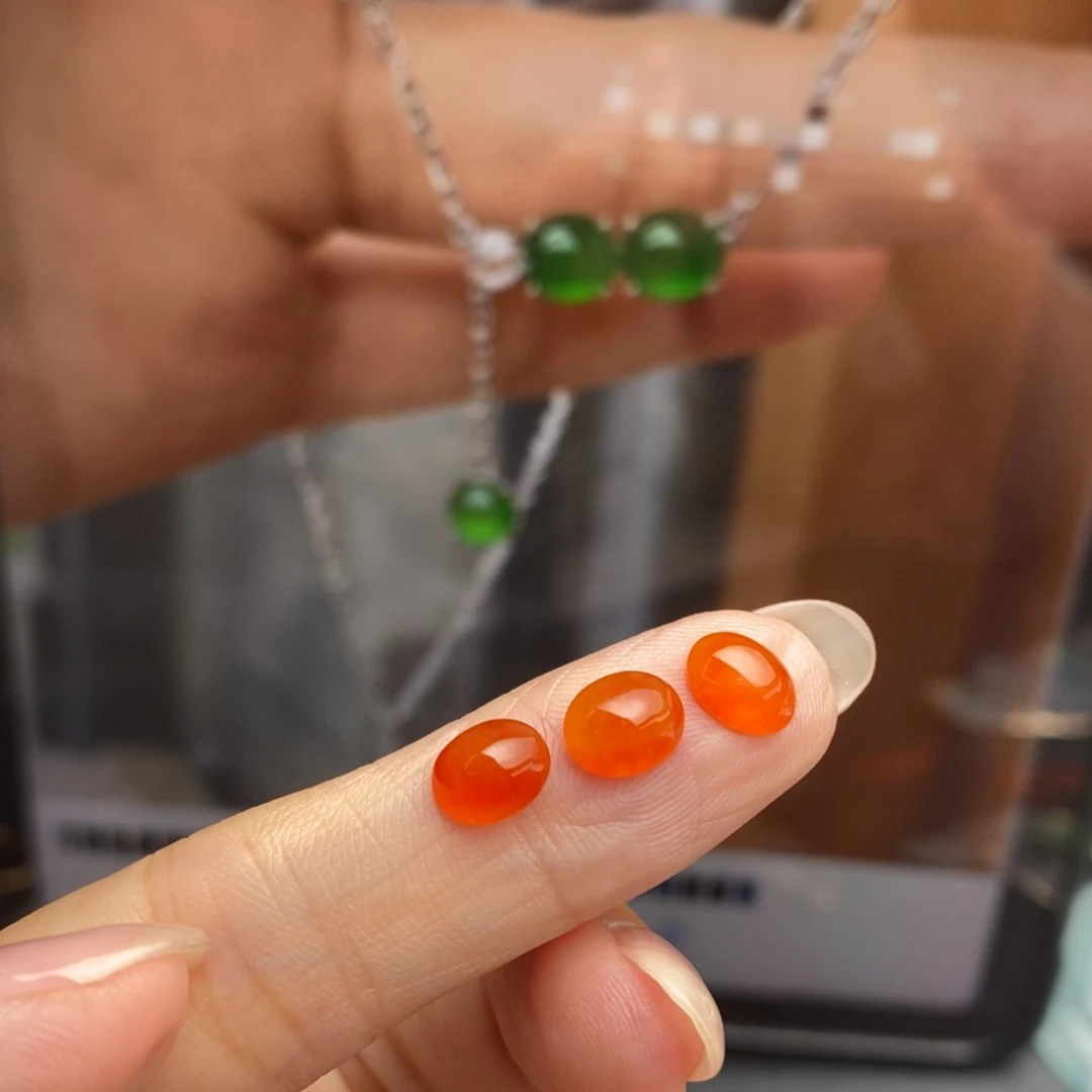 定制翡翠未镶嵌锁骨链