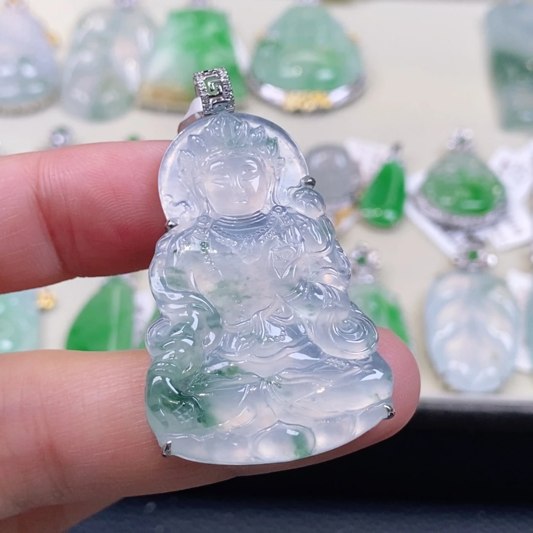 翡翠18K金镶嵌颈饰缅甸天然a货翡翠