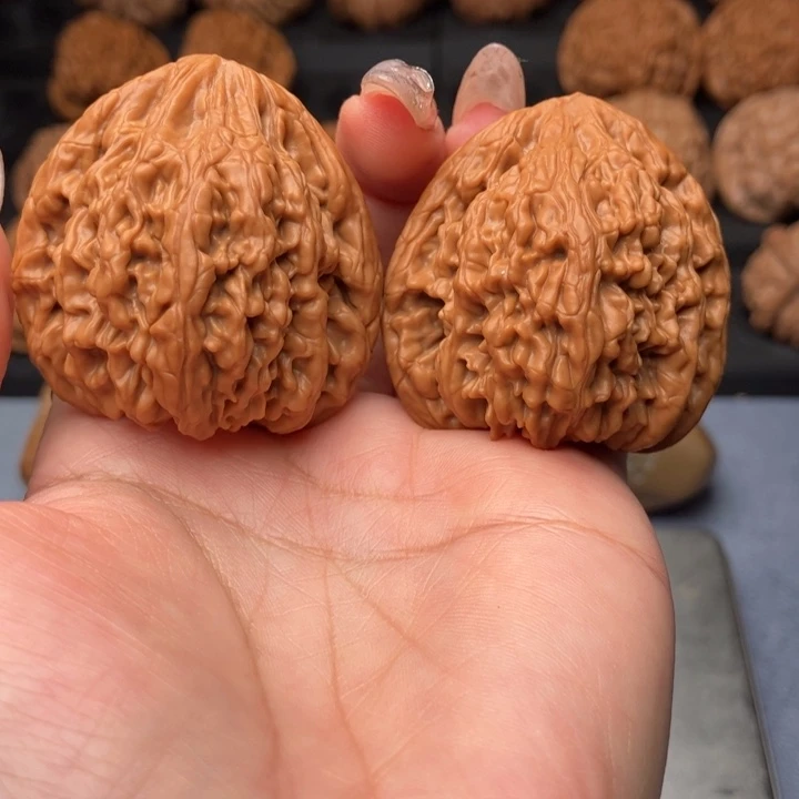 文玩核桃把件虎头王41