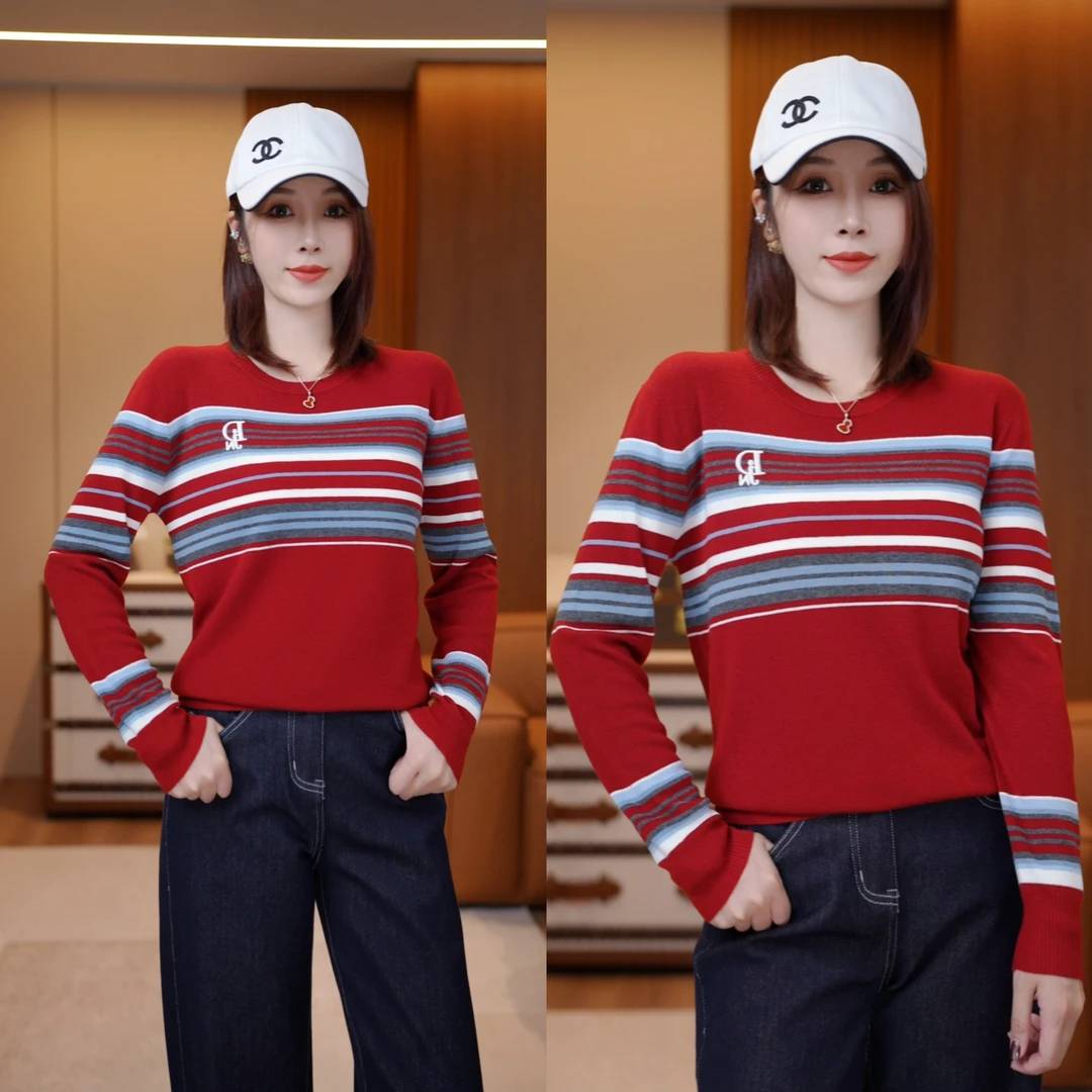 JDND轩羽【红韵彩条】羊毛拼色休闲刺绣条纹针织小衫XY25576