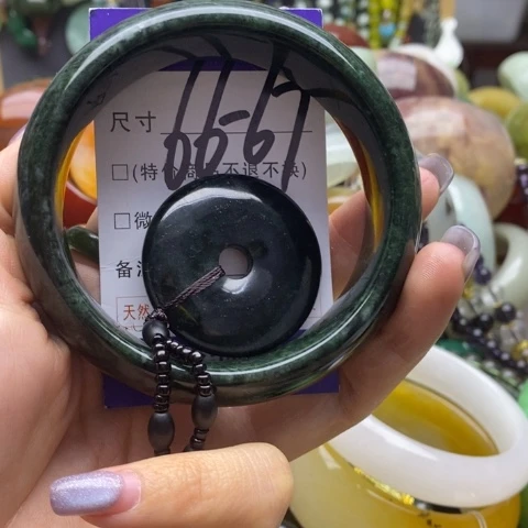 未镶嵌蛇纹石玉手镯