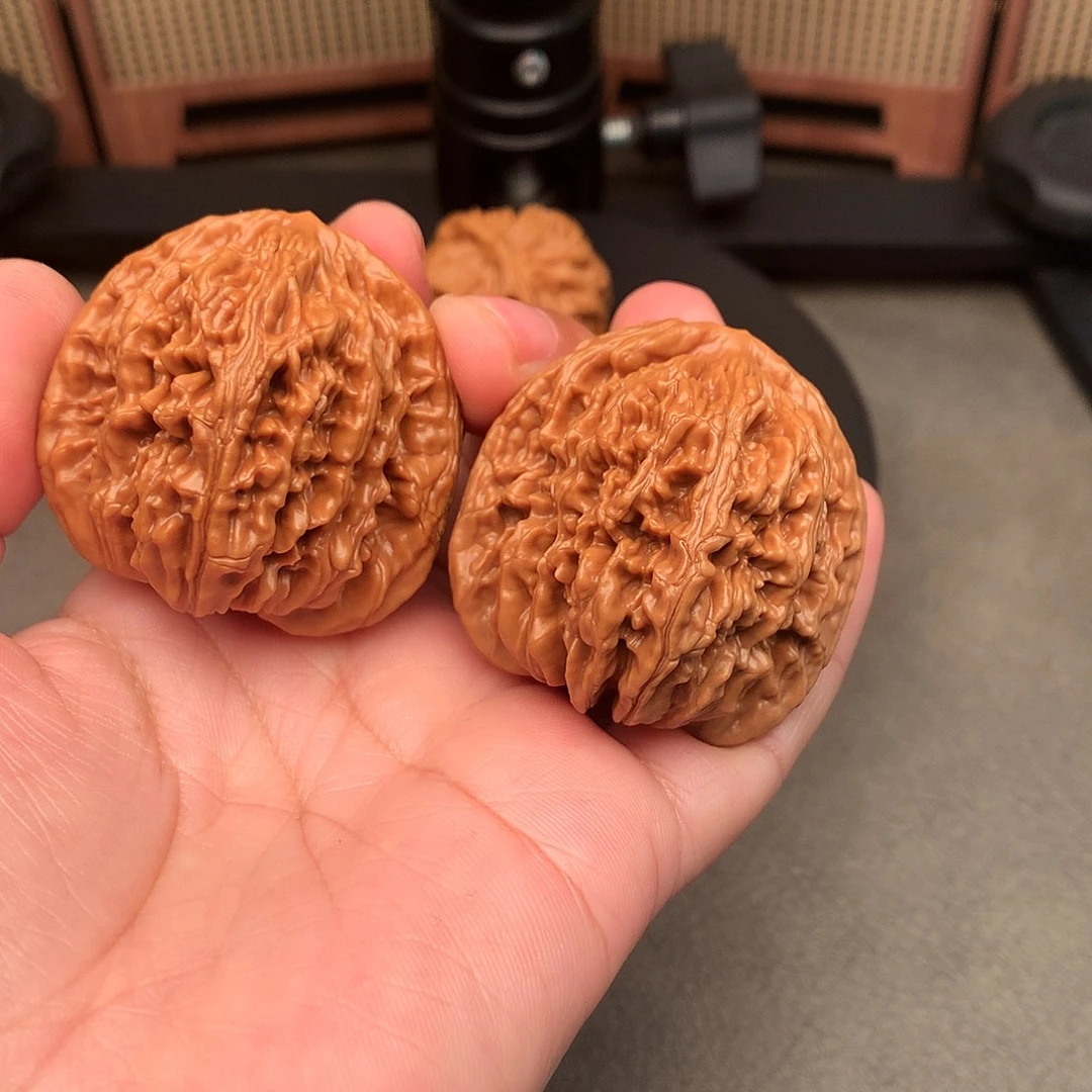 文玩核桃吊坠778号山地楼42