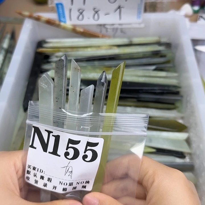 南***风蛇纹石玉合金发饰