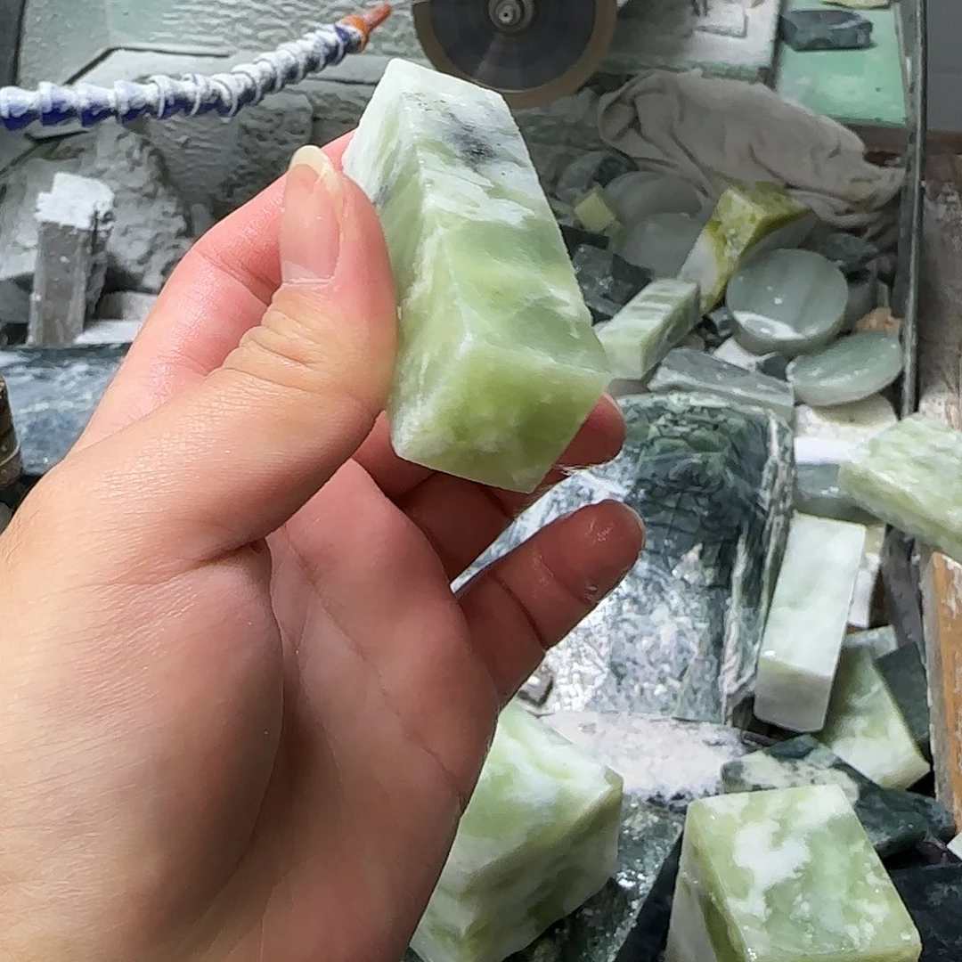 长石玉未镶嵌珠宝半成品