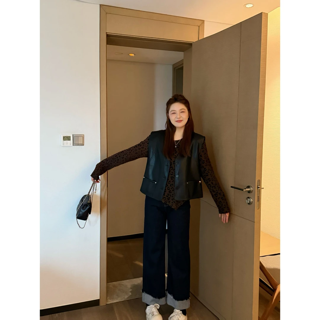 楠序【休闲特调】源子微胖女装 2025年秋装马甲打底两件套装YZ37071
