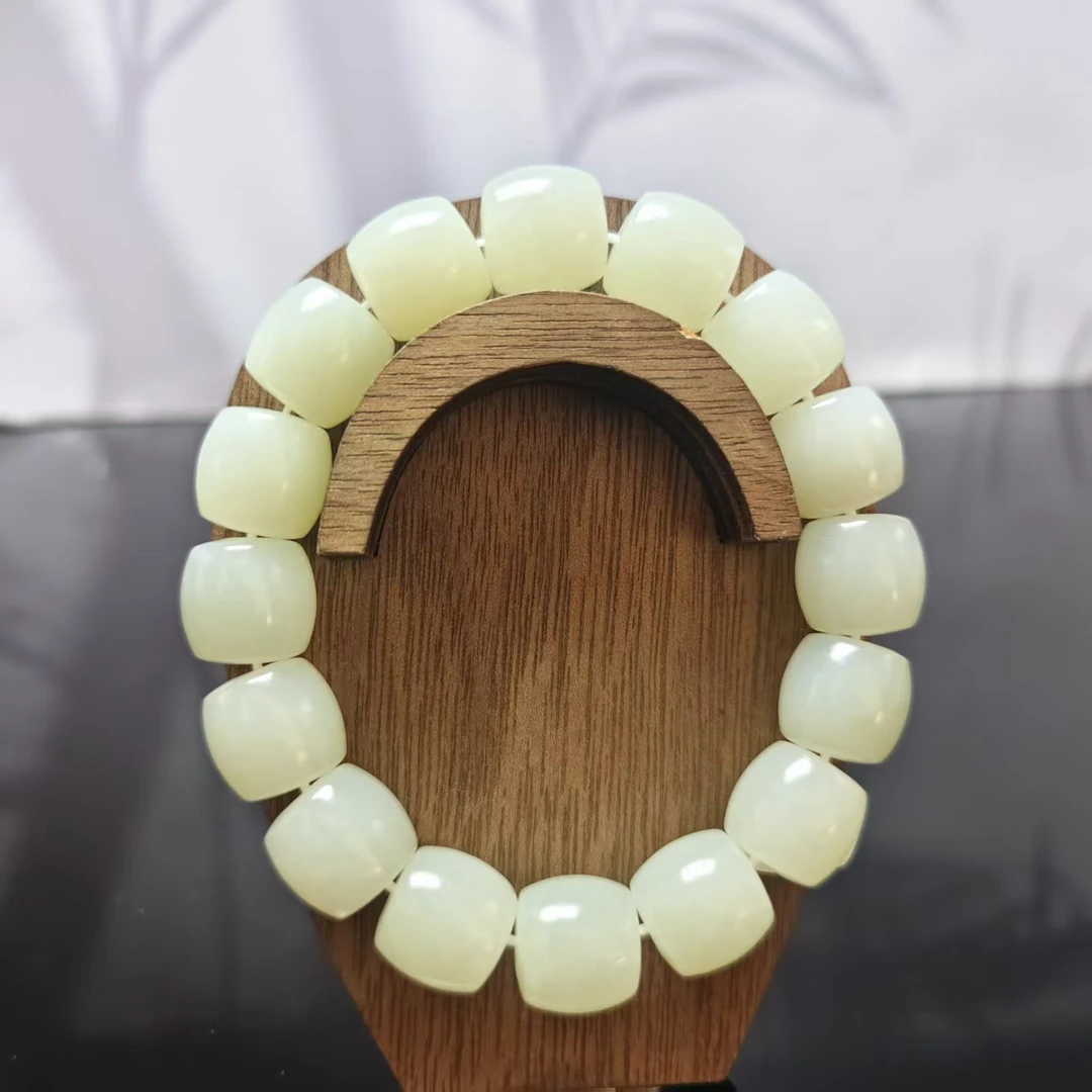 Q和田玉浅黄口桶珠手串（卡14）0313