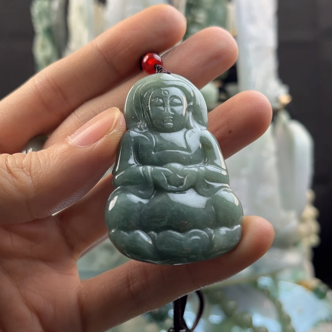 翡翠颈饰未镶嵌观音