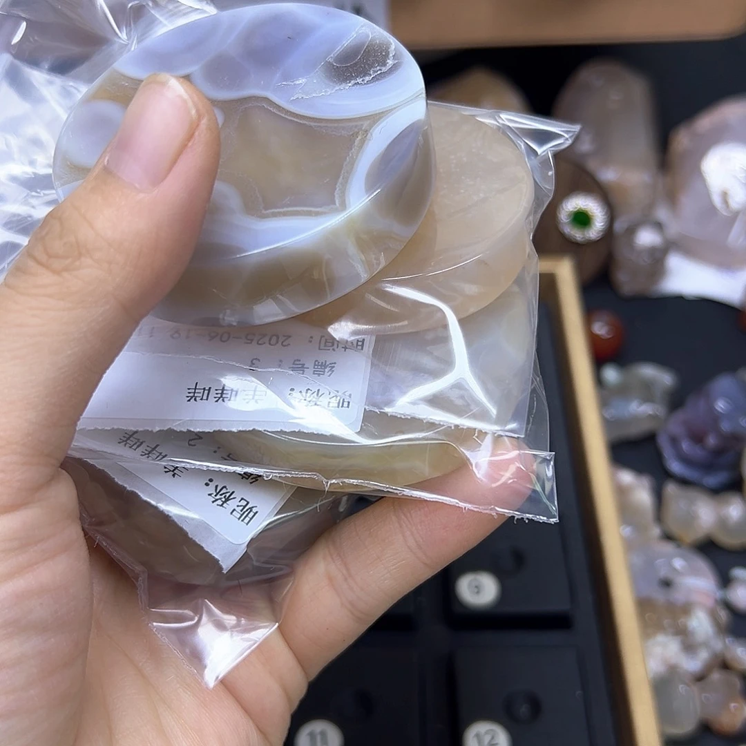 石英质玉未镶嵌吊坠(赠链)羊*咩