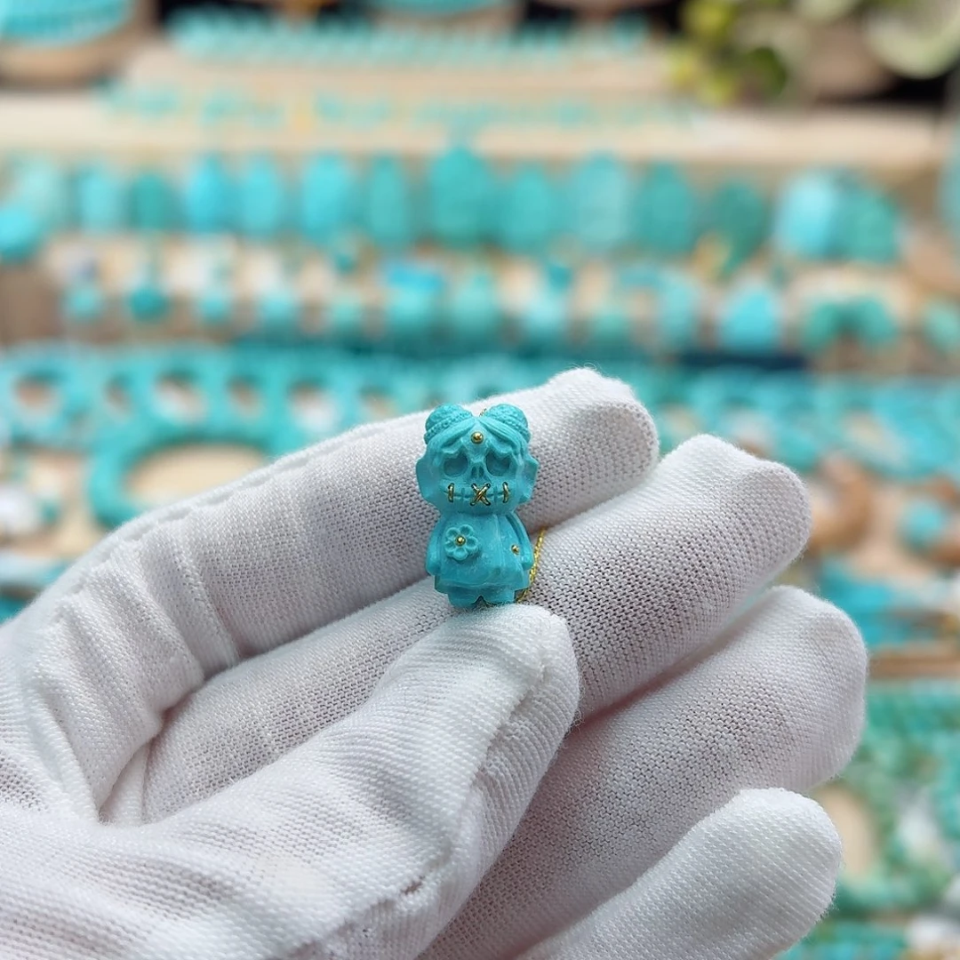 绿松石未镶嵌珠宝奇石