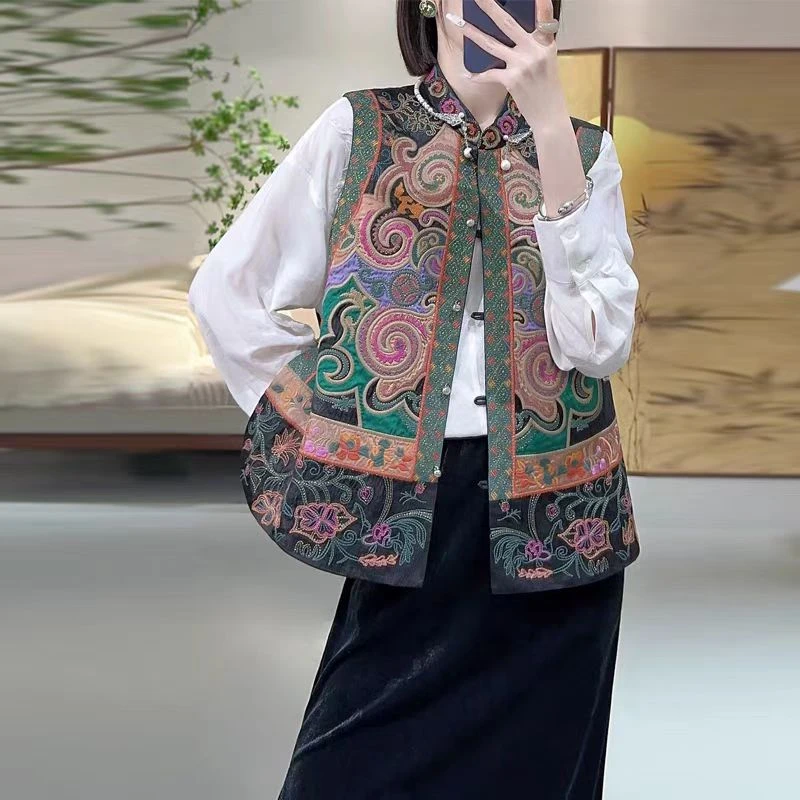 早春中国风坎肩外套高端新中式盘扣立领重工刺绣醋酸马甲背心