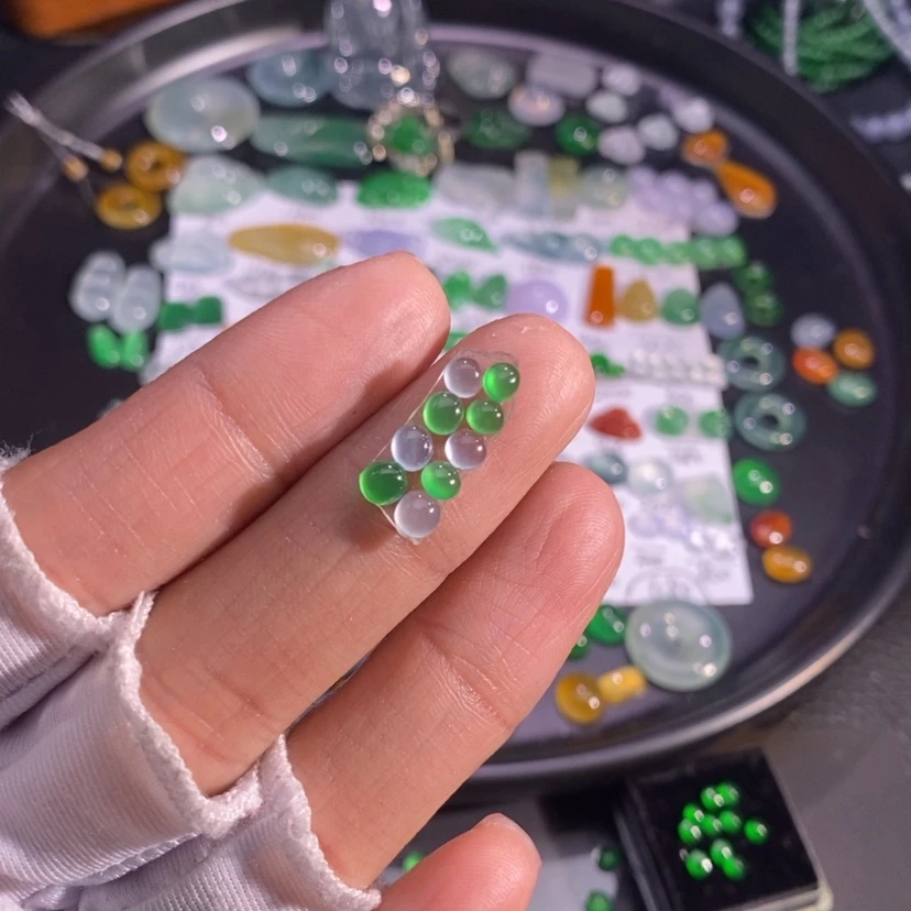 【闪购商品】翡翠挂件未镶嵌蛋