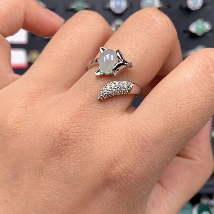 翡翠未镶嵌戒指戒指