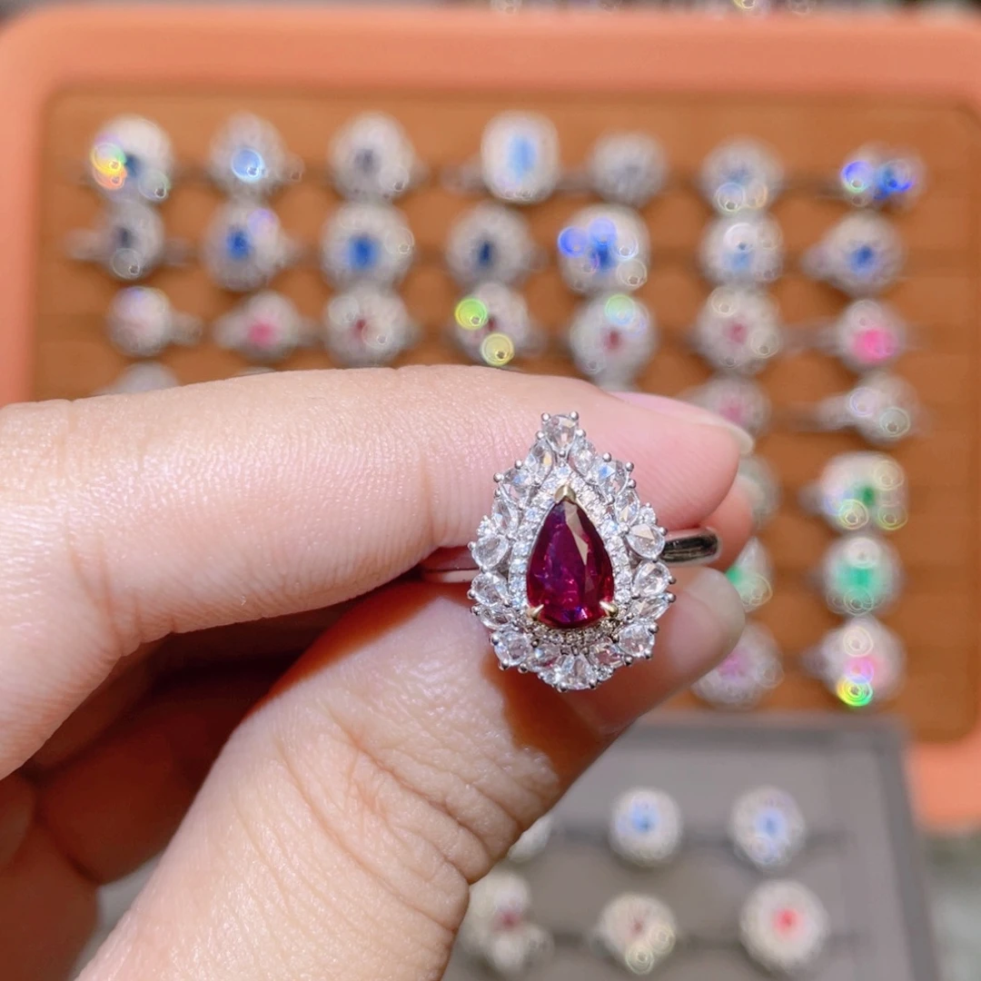 18K金镶嵌红宝石戒指1.01ct 无烧鸽血