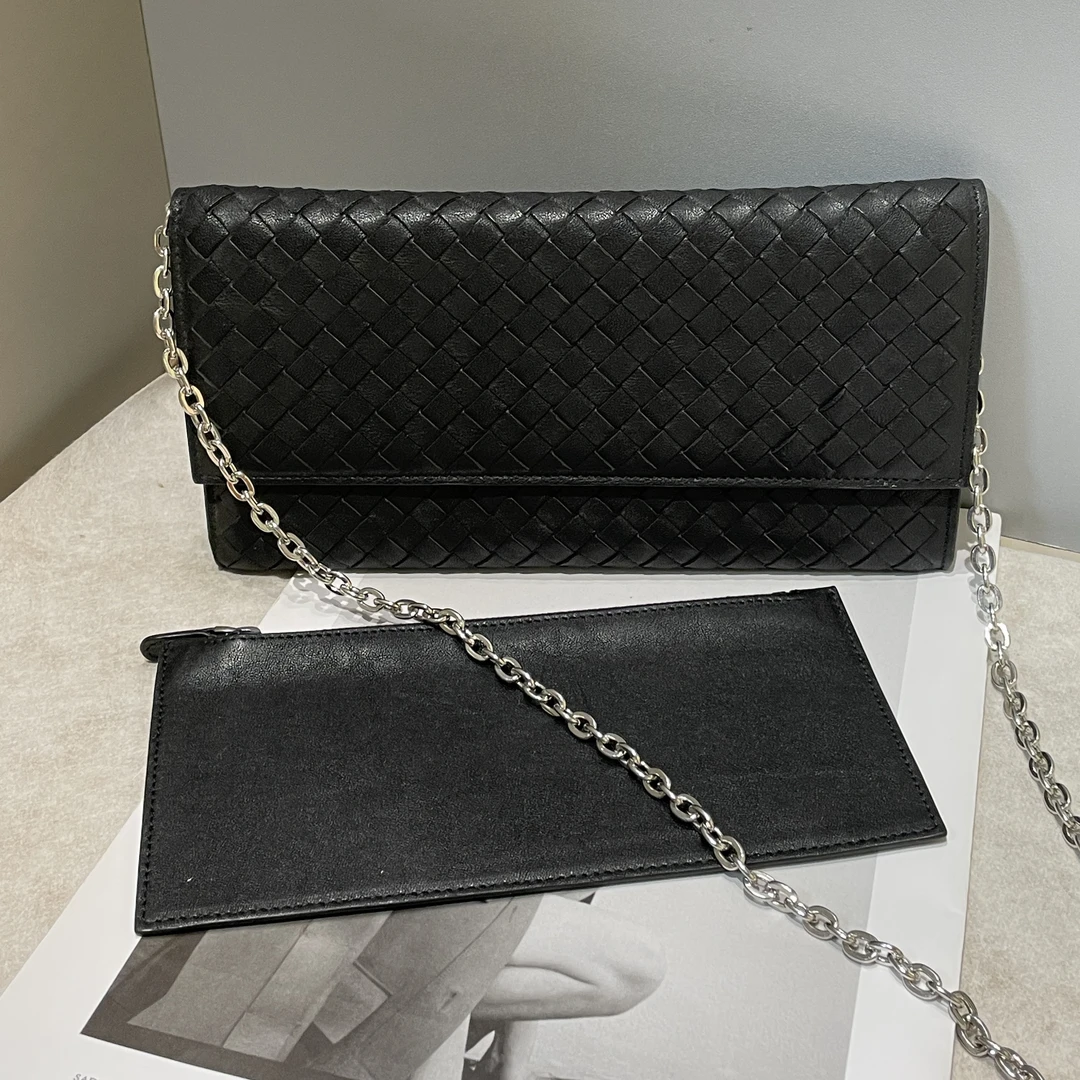 95新 BOTTEGA VENETA/葆蝶家 BV黑色编织信封包二合一底长22*高12