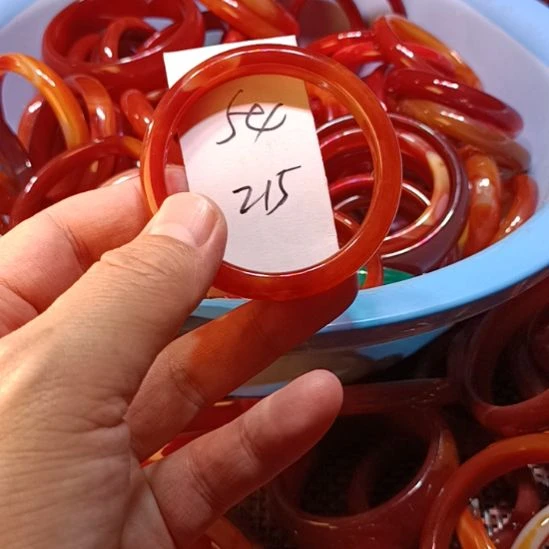 玛瑙/玉髓未镶嵌手镯