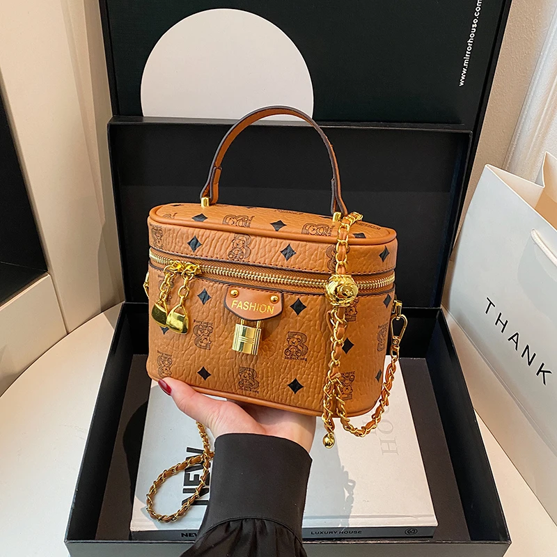 2025新款女士手提包爆款链条盒子包高级感休闲百搭通勤单肩斜跨包