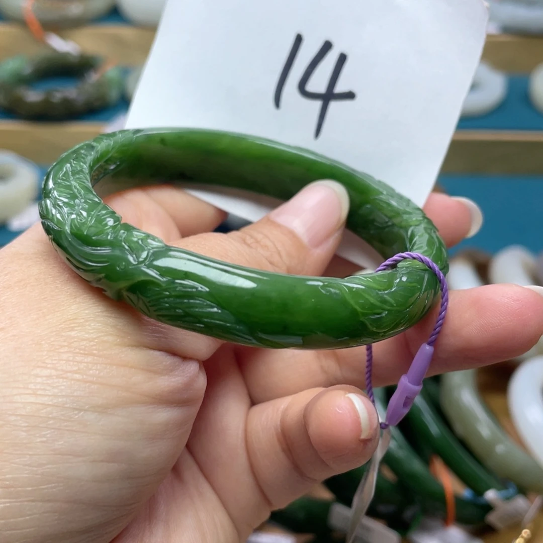 未镶嵌手镯和田玉圈口60