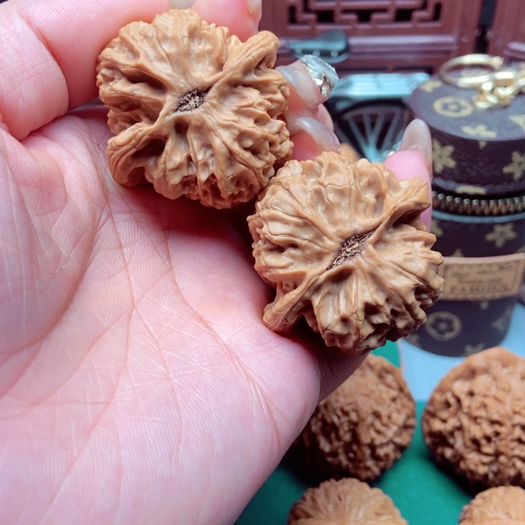 文玩核桃吊坠W*蓟县梨木台