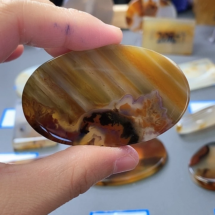 玛瑙/玉髓未镶嵌珠宝半成品