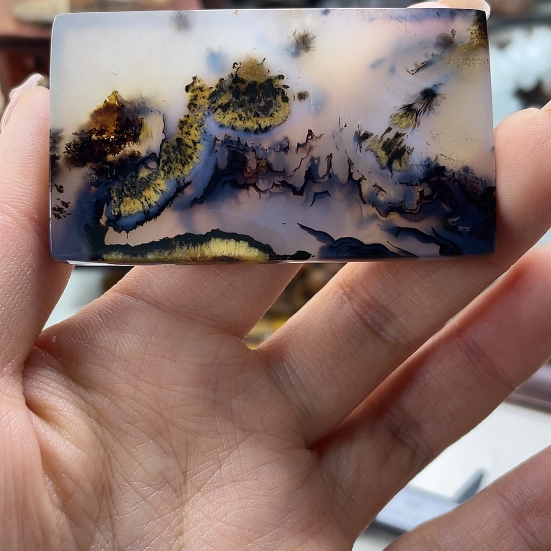 清***为玛瑙/玉髓未镶嵌珠宝半成品