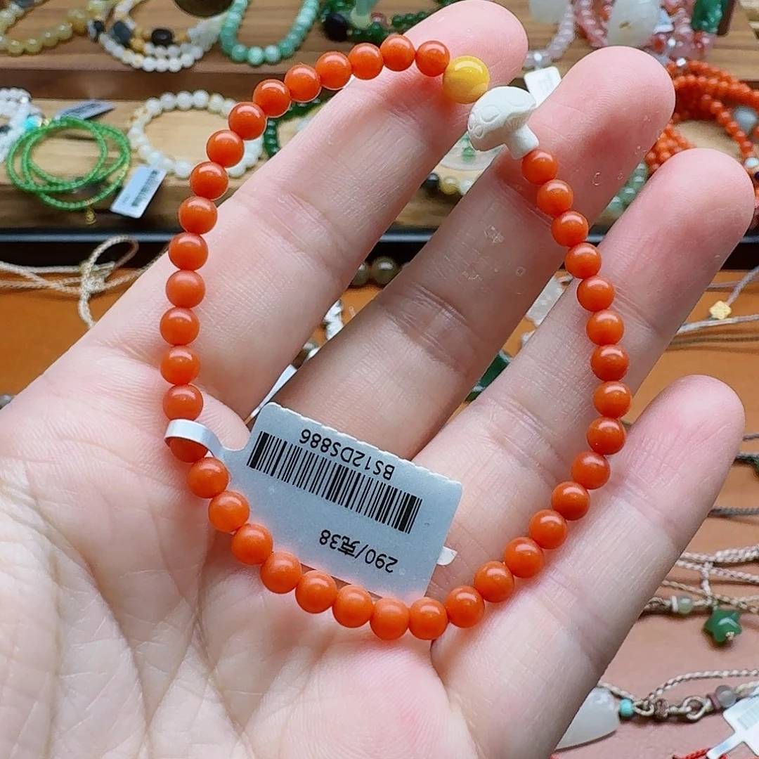 佳***人手链合金南红玛瑙