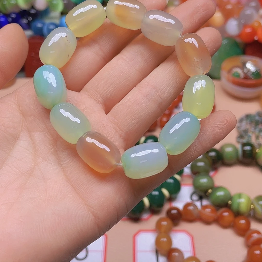 玛瑙/玉髓颈饰未镶嵌爱****！