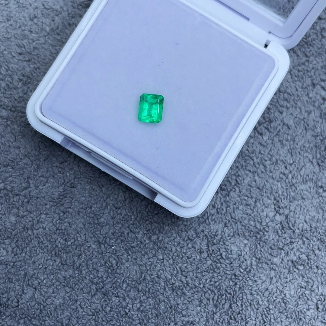 祖母绿裸石0.618Ct