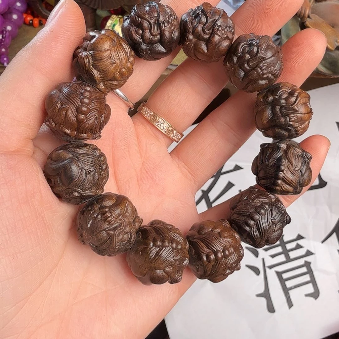 滴血莲花菩提吊坠