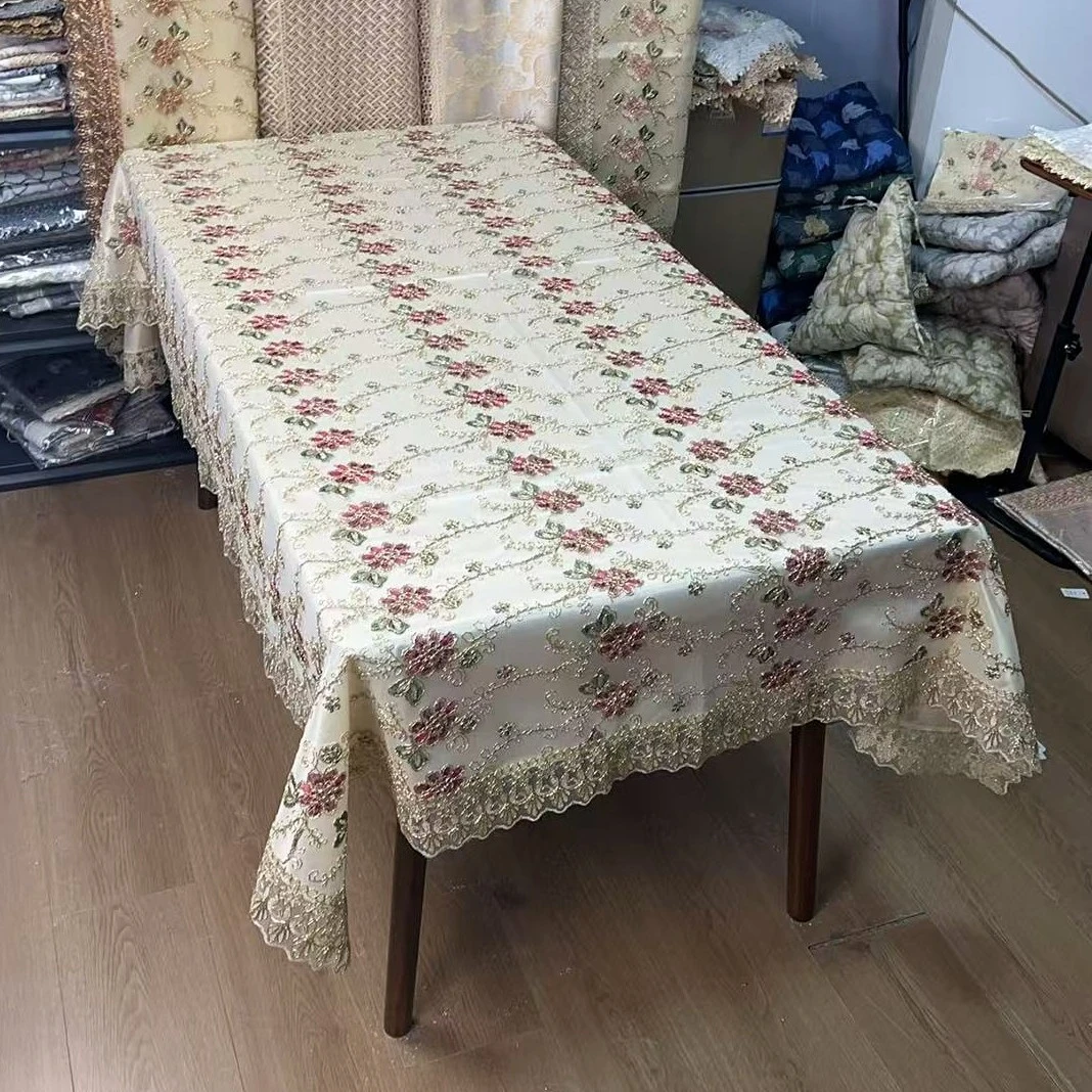 M93 彩金红1518双层（150*220cm）餐桌布，茶几布，电视机75寸盖巾