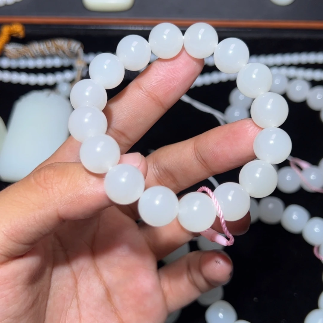 和田玉未镶嵌手链