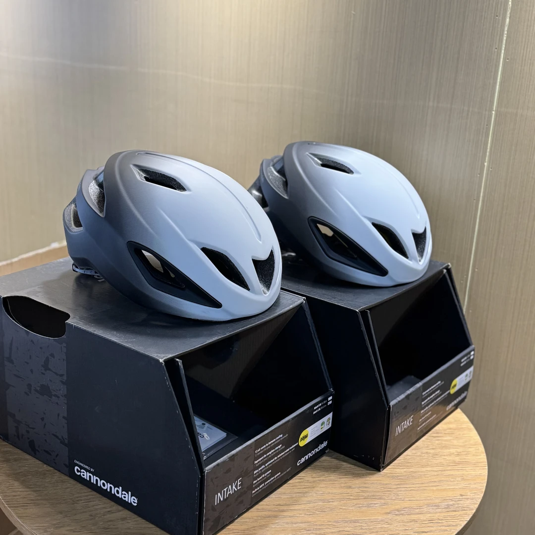 尾货清仓~佳能戴尔自行车头盔公路车山地车通用