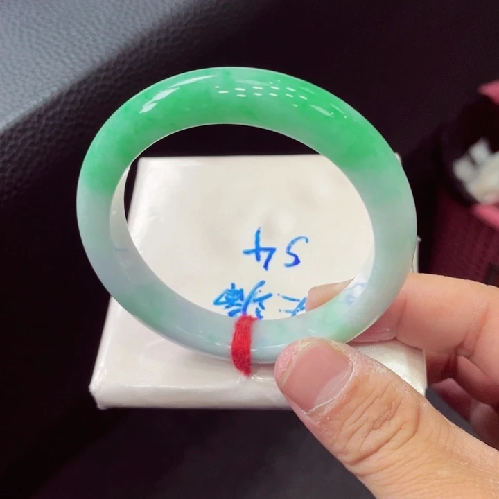 未镶嵌手镯翡翠翡翠