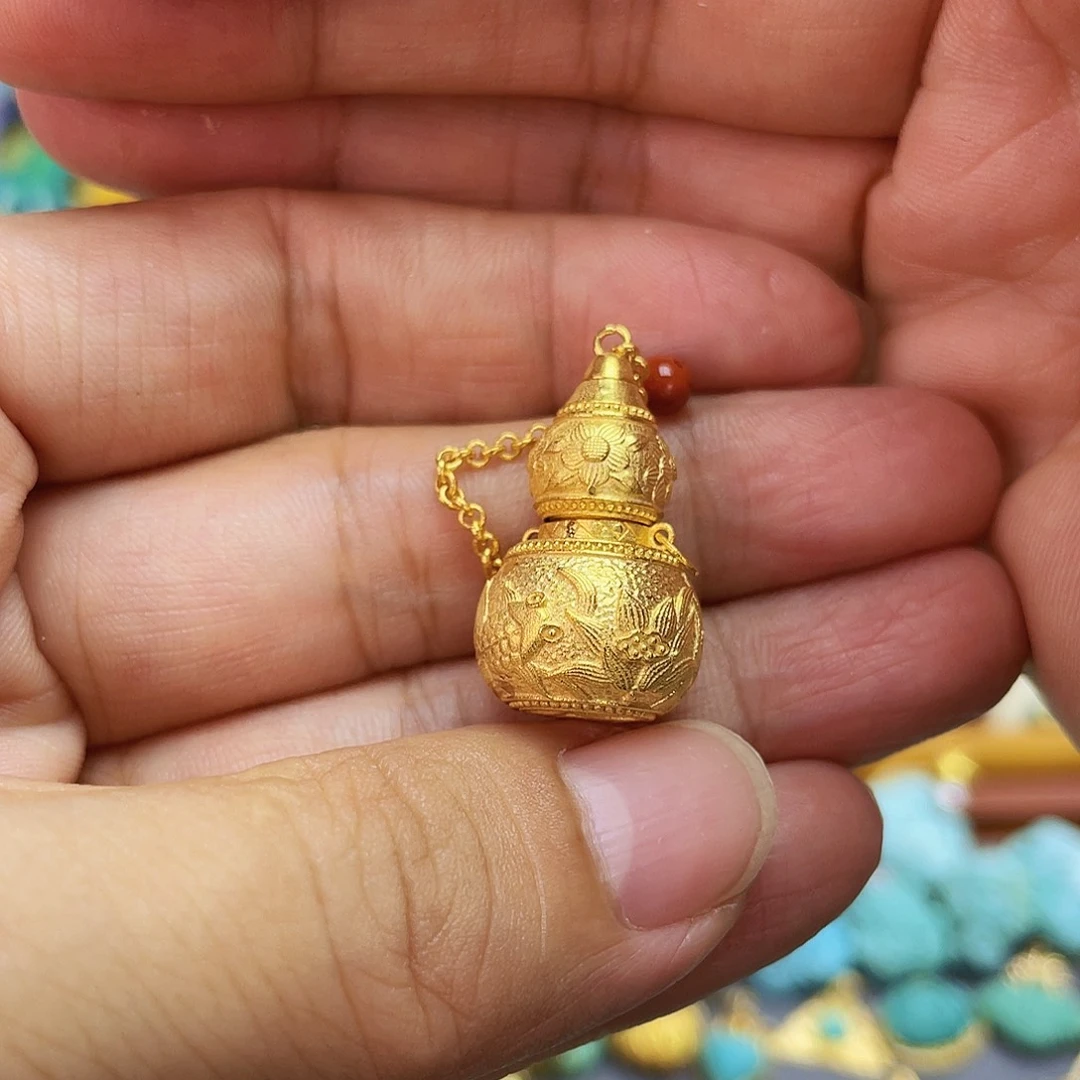 吊坠(不含链)18K金镶嵌南红玛瑙