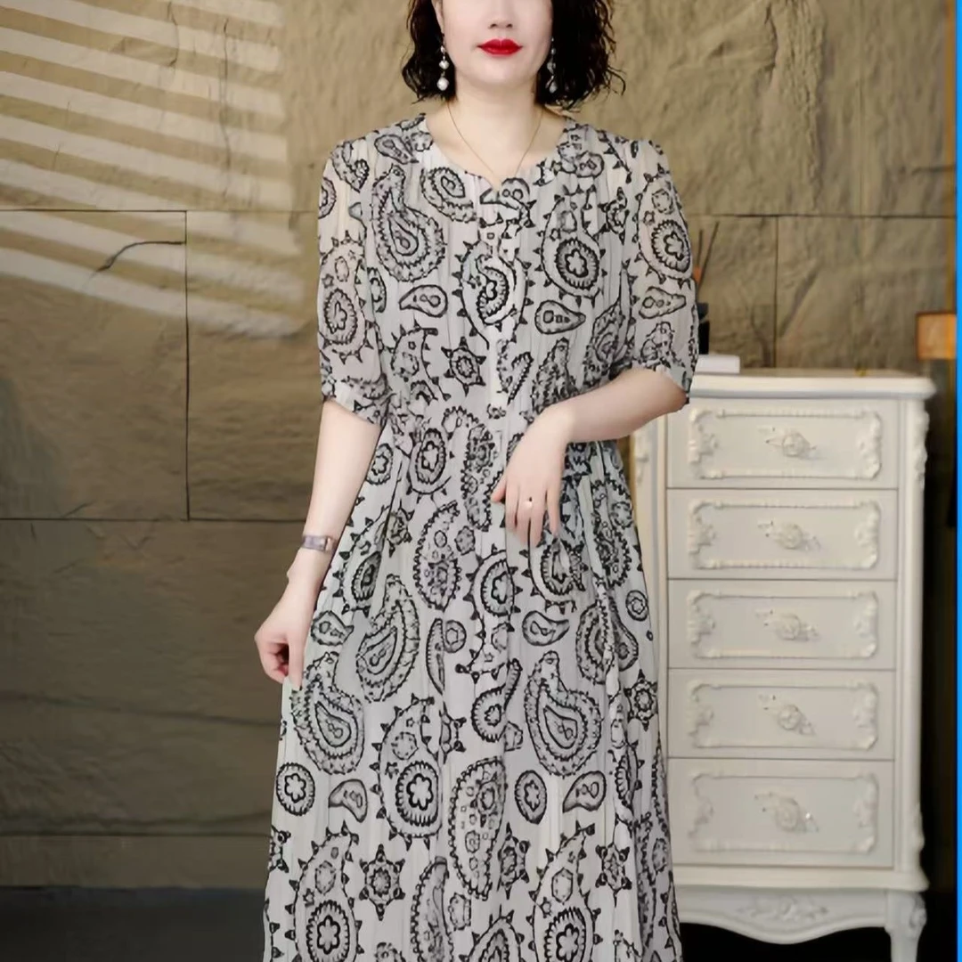 10153-夏季新款百搭时尚简约休闲显瘦遮肉减龄连衣裙【依】