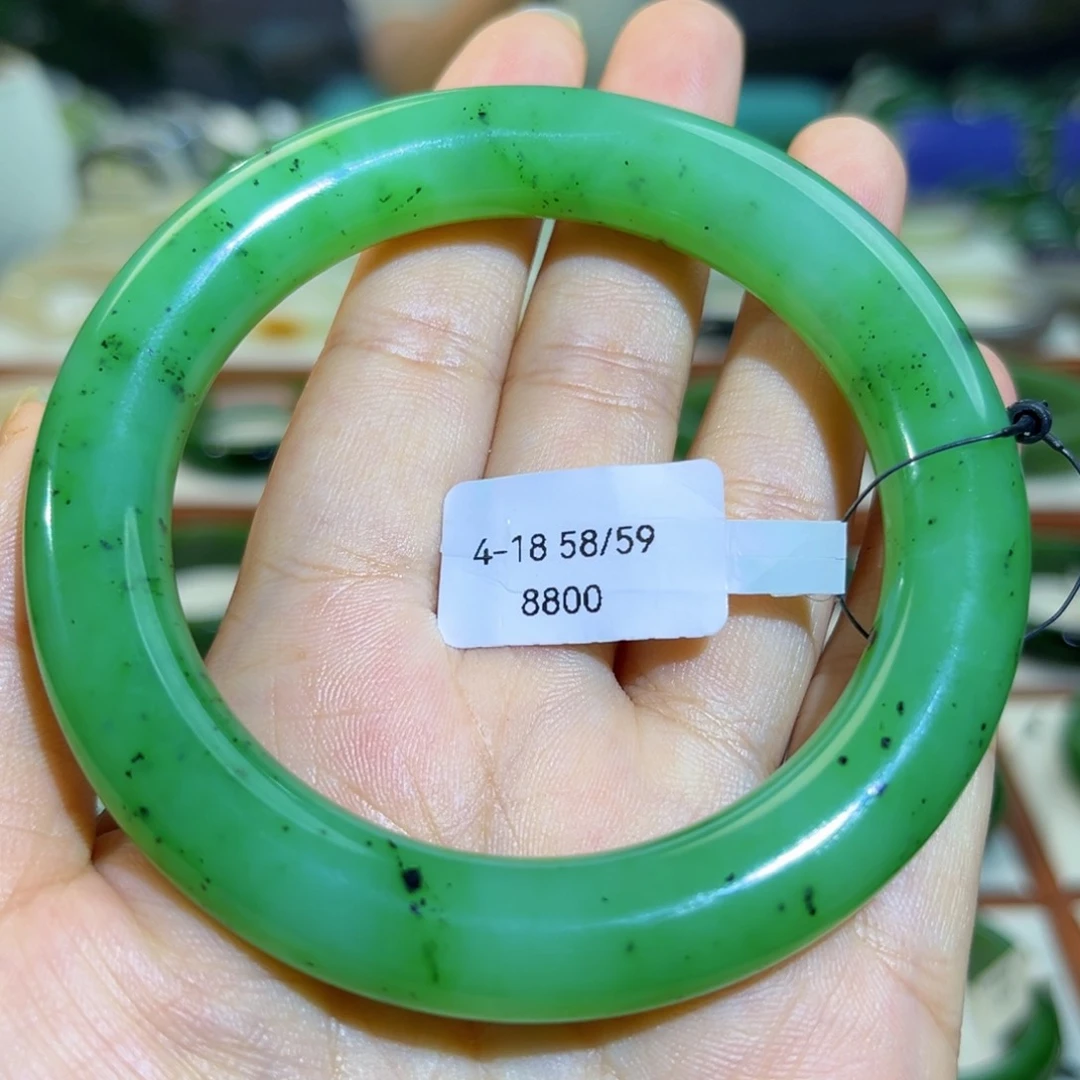 和田玉（碧玉）手镯未镶嵌