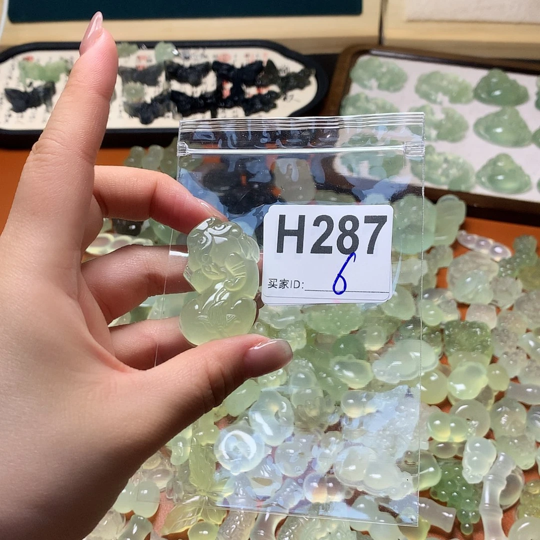 蛇纹石玉合金颈饰x***R