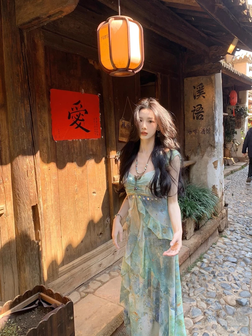 人鱼公主吊带气质连衣裙女夏晕染吊带裙显瘦度假风法式长裙子收腰