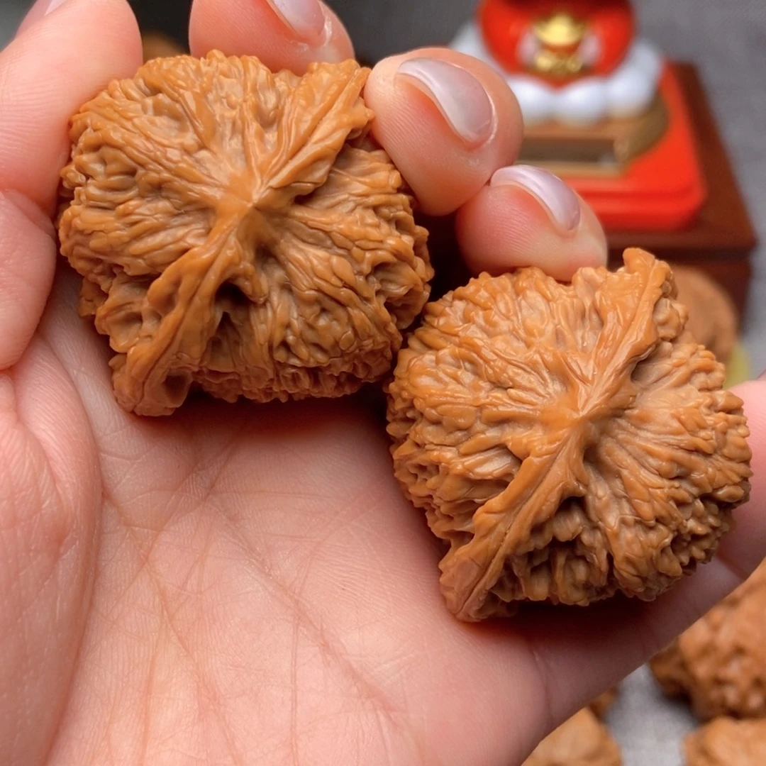 文玩核桃把件毕业南疆43全品