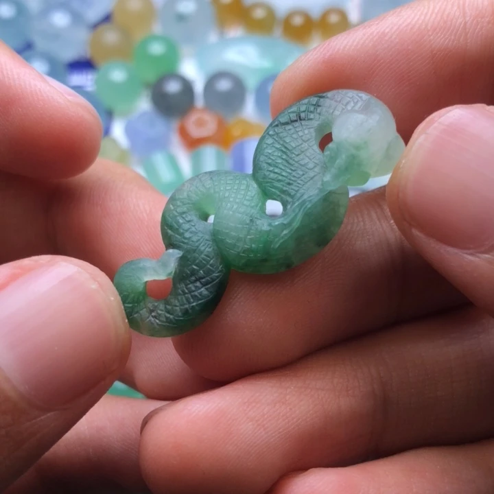 未镶嵌定制翡翠挂件