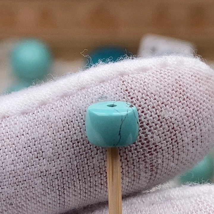 绿松石未镶嵌珠宝奇石6.9