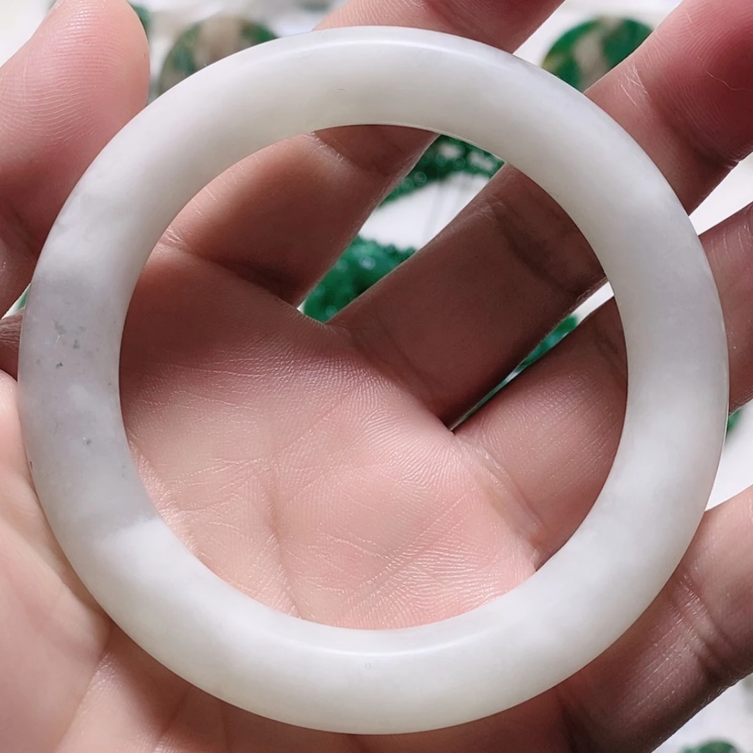 【闪购商品】未镶嵌独山玉镯子56