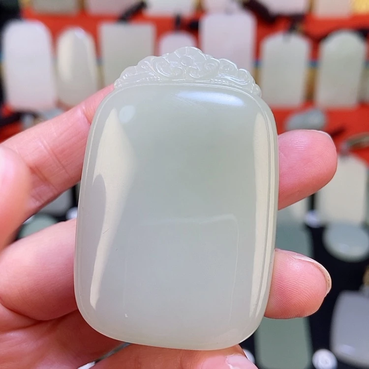 【闪购商品】颈饰未镶嵌和田玉