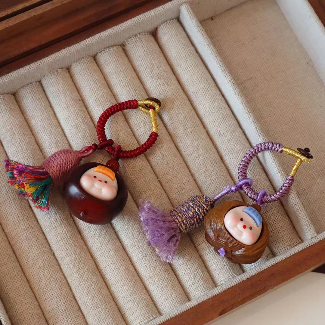 天然紫檀木雕卡通可爱板栗多妹大蒜挂件绿檀木手机链包包挂钥匙扣