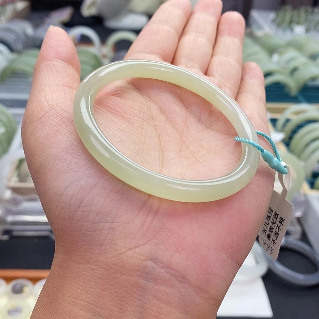 和田玉未镶嵌珠宝奇石和田玉手镯52.53