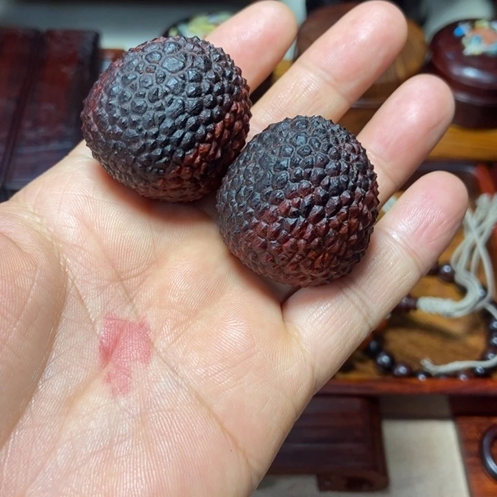 檀香紫檀（小叶紫檀）荔枝手球一对