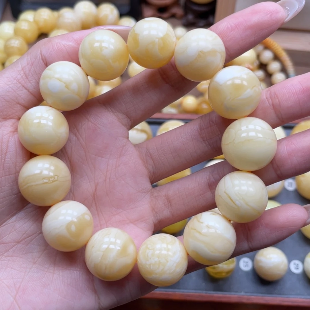 未镶嵌琥珀珠宝奇石