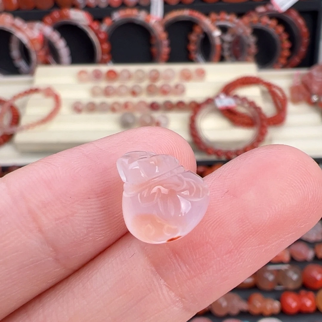 南红玛瑙未镶嵌颈饰福袋