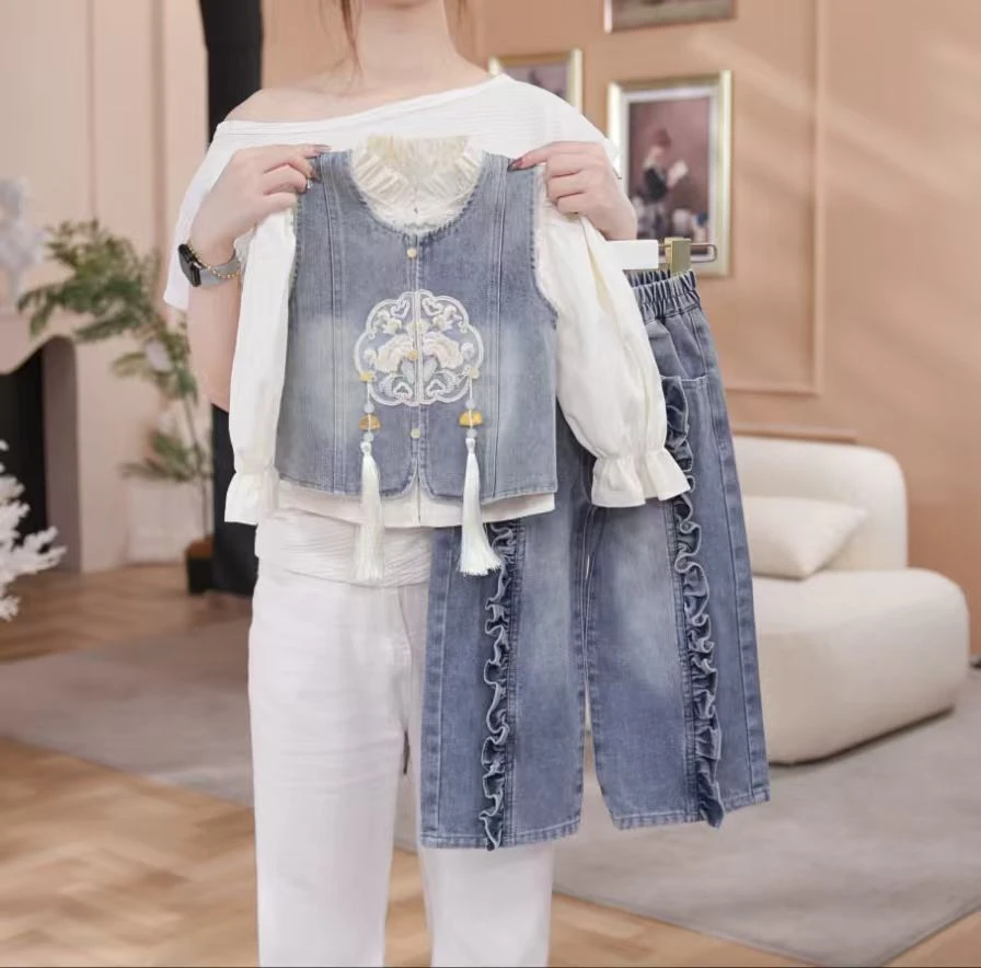 女童秋季衬衫牛仔马甲上衣牛仔微辣裤套装Q17585